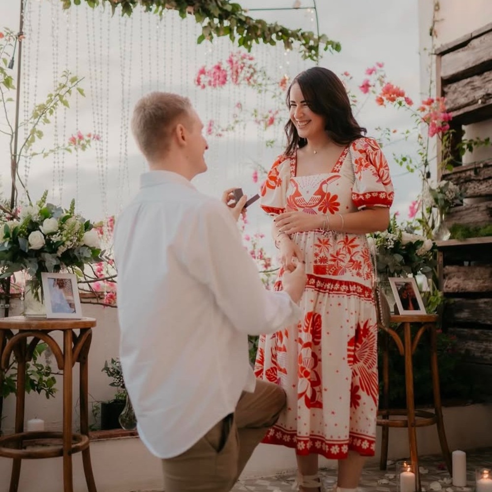 FARM Rio Red and White Gorgeous Floral Dress